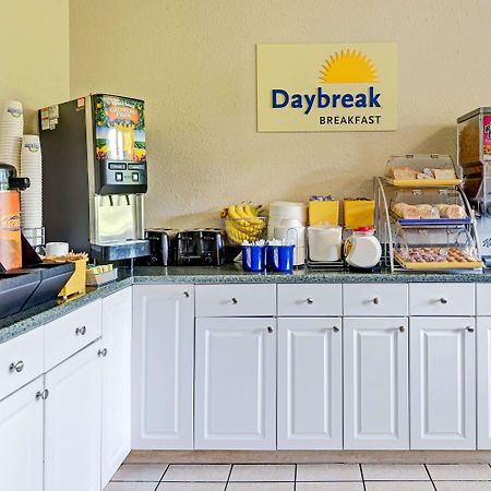 Days Inn By Wyndham Киттери Экстерьер фото