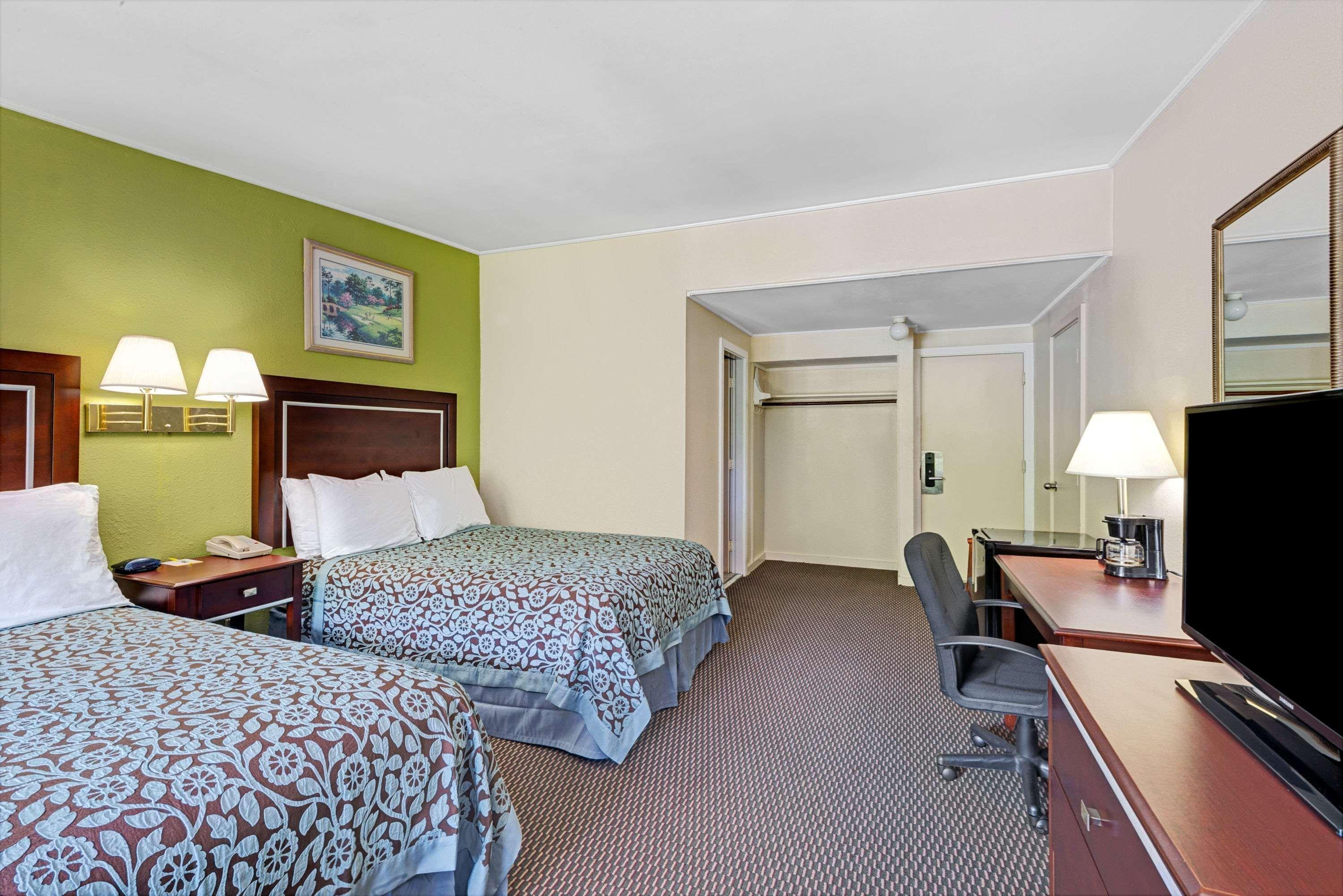 Days Inn By Wyndham Киттери Экстерьер фото